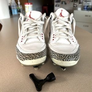 Size 11.5 Jordan detachable cleats.